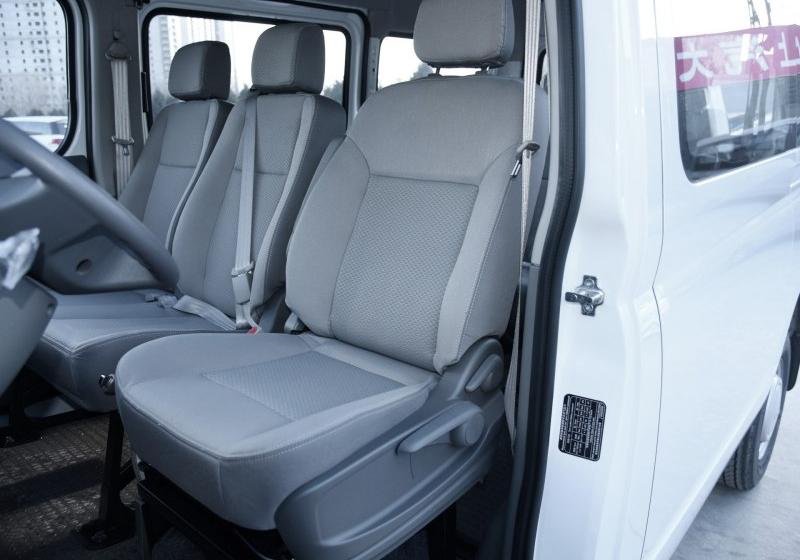 2016�� 2.5T�ֶ�����ͨ��V�����ж�6��