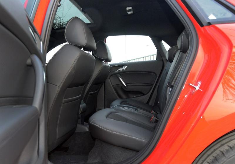 2016 30 TFSI Sportback S Line˶