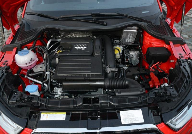 2016 30 TFSI Sportback S Line˶