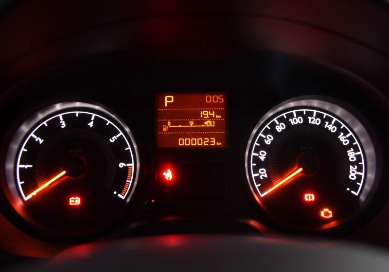 2016�� 1.6L �Զ����ʰ�