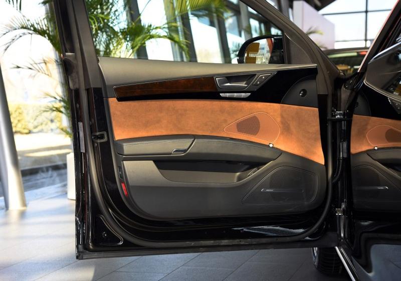 2016�� A8L 50 TFSI quattro�����