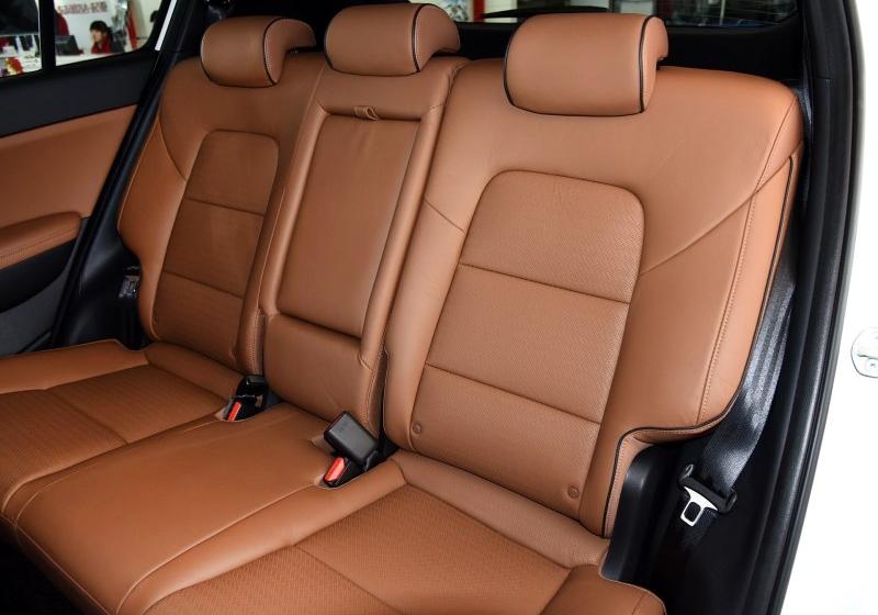 2016�� 2.0L �Զ�����Premium