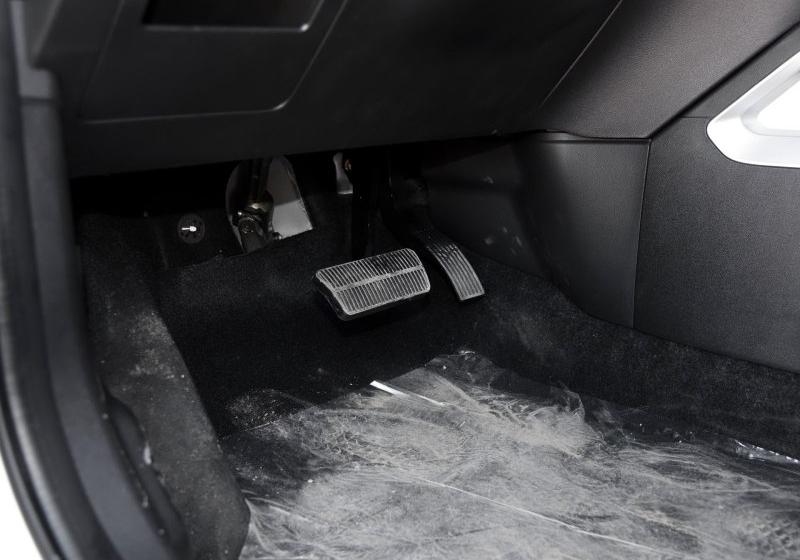 2016�� 1.6L �Զ������� ��V