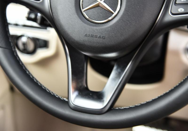 2016�� V 260 ����