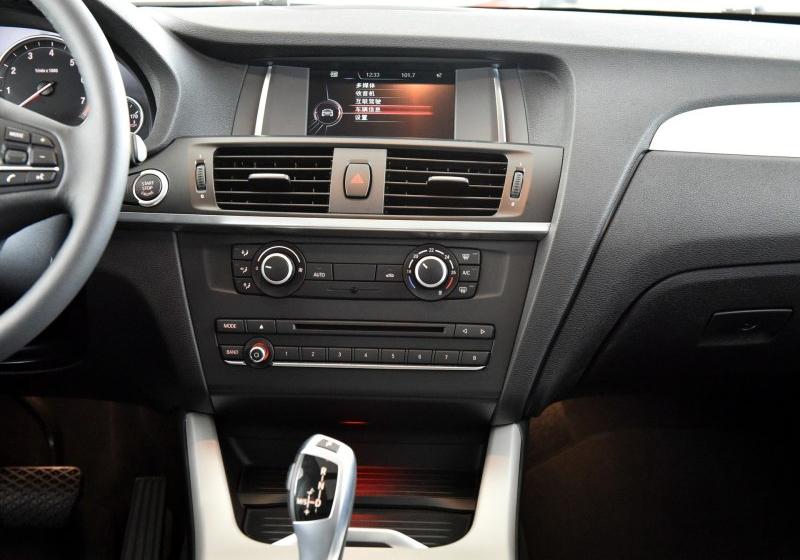 2016�� sDrive20i