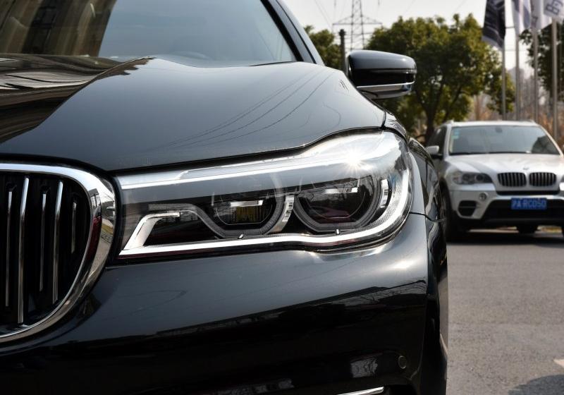 2016�� 730Li ������