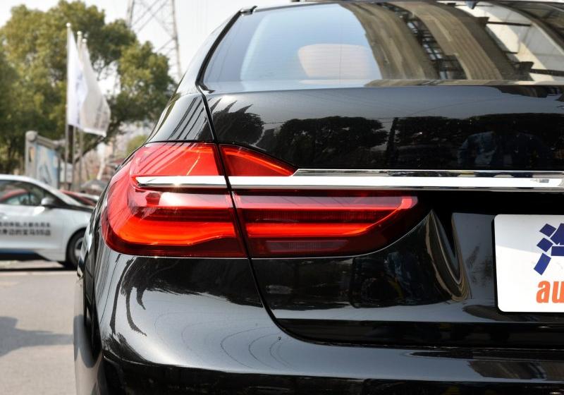 2016�� 730Li ������