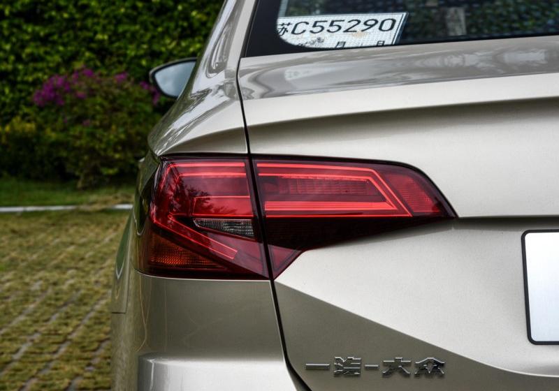 2016�� 230TSI DSG ������