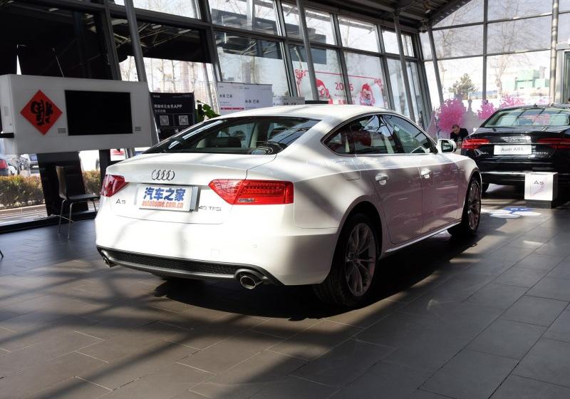 2016 Ŀ Sportback 45 TFSI 