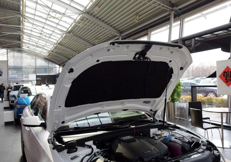 2016 Ŀ Sportback 45 TFSI 