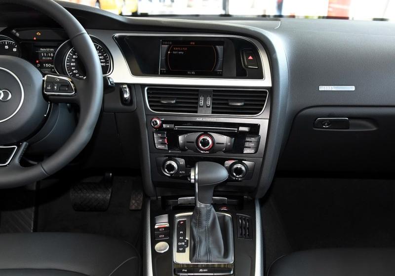 2016 Ŀ Cabriolet 45 TFSI 