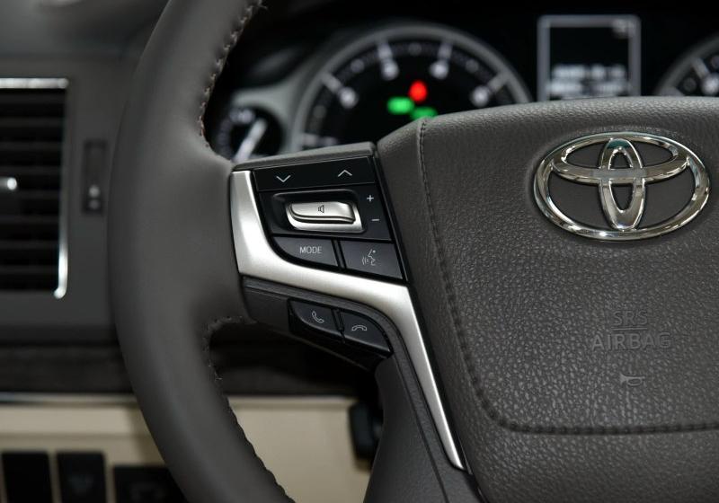 2016�� 4.6L �Զ�VX-R