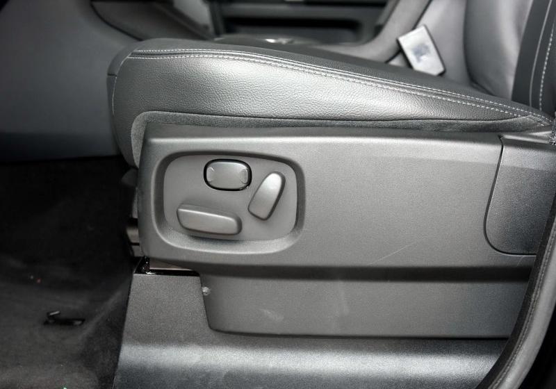 2016 3.0 SC ׺ڵذ SE