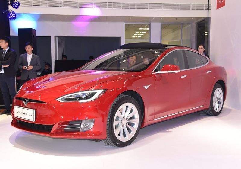 2016 MODEL S 90D