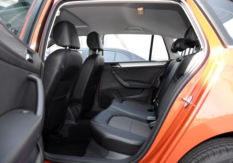 2015�� ���� 230TSI DSG������