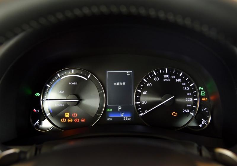 2016�� 300h ���Ȱ�