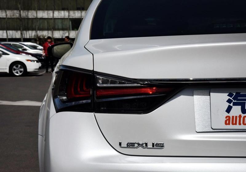 2016�� 300h ������