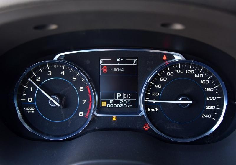 2016�� 2.5i ����������