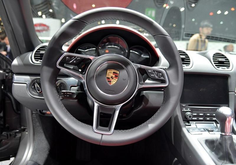 2016 718 Boxster 2.0T