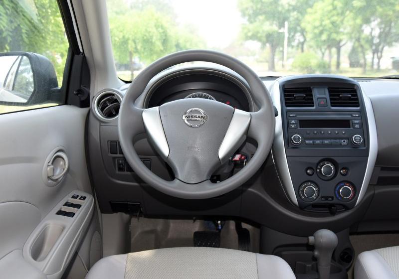 2015�� 1.5XE CVT���ʰ�