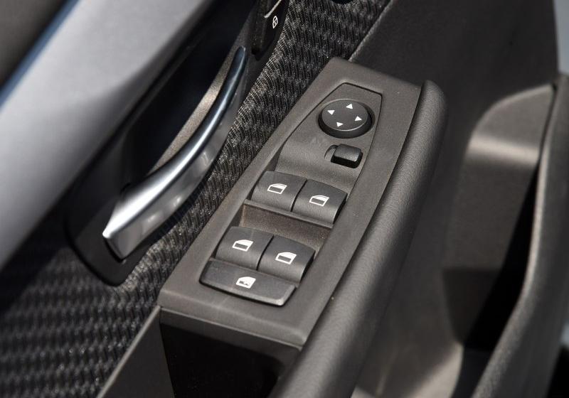 2016�� 218i ʱ����