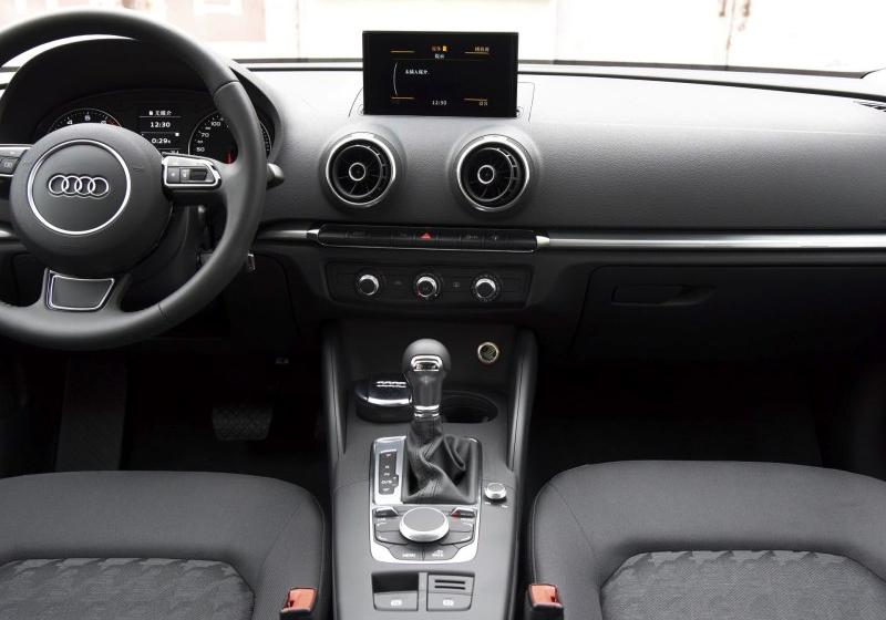 2016 Limousine 35 TFSI Ӣ