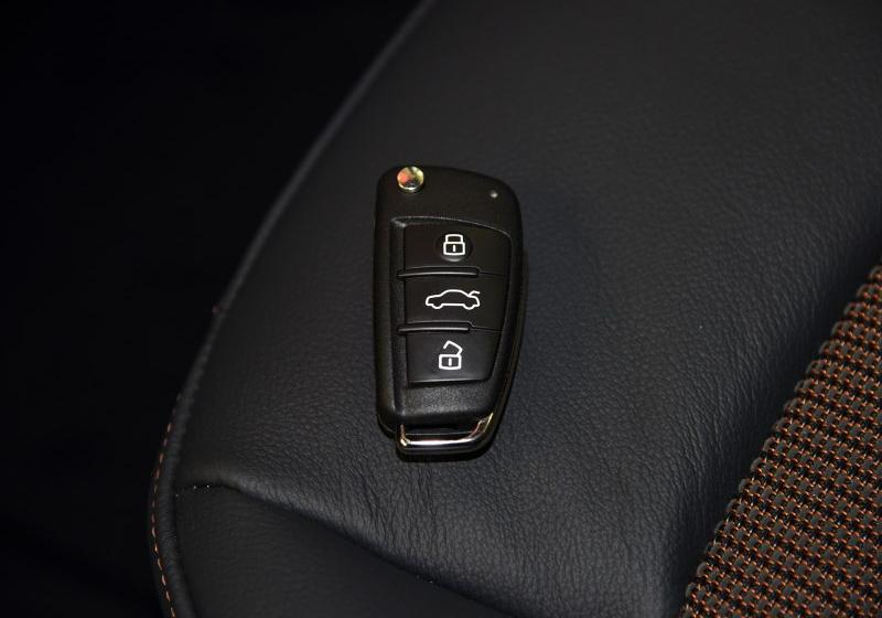 2016�� 30 TFSI ʱ����