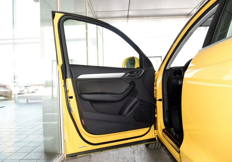 2016�� 30 TFSI ������