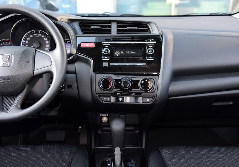 2016 1.5L LXS CVT촰