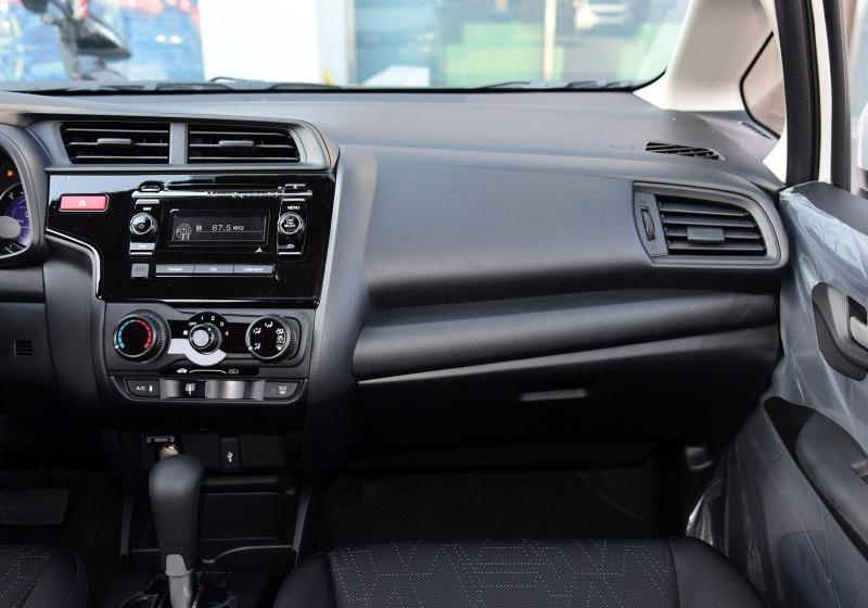 2016 1.5L LXS CVT촰