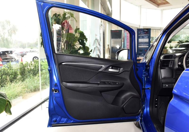 2016 1.5L SES CVTʱ촰