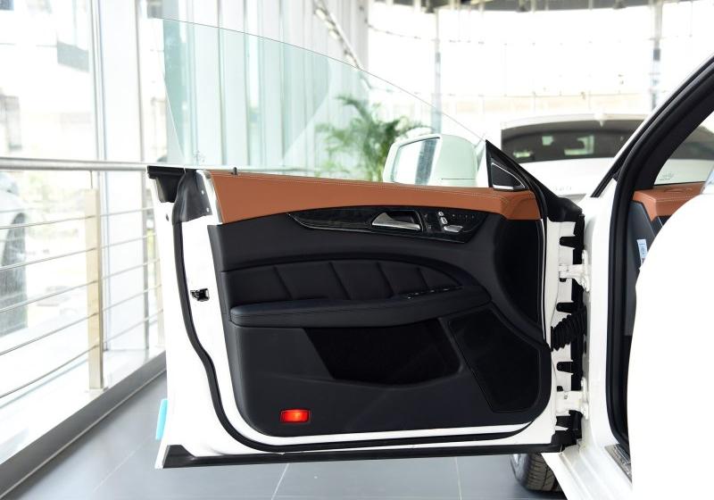 2016�� CLS 260�ݲʰ�