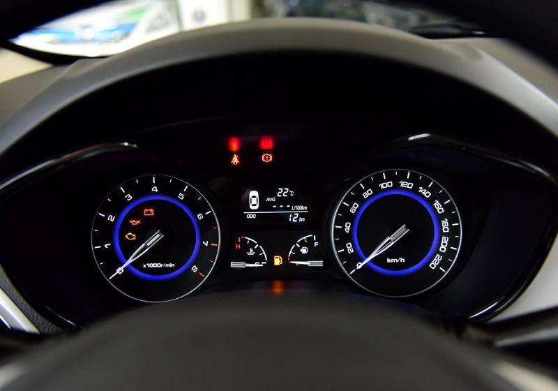 2016�� 1.6L �ֶ��ֶ��� ��V