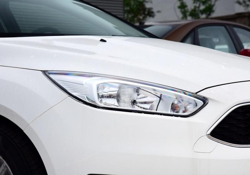 2017  EcoBoost 180 ԶӢ