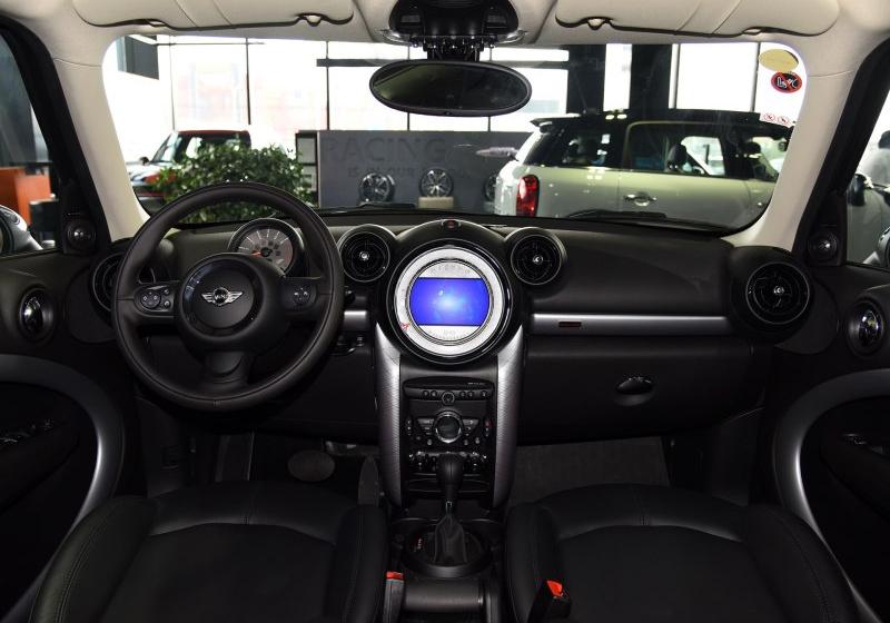 2016 1.6T COOPER ALL4 Park Lane