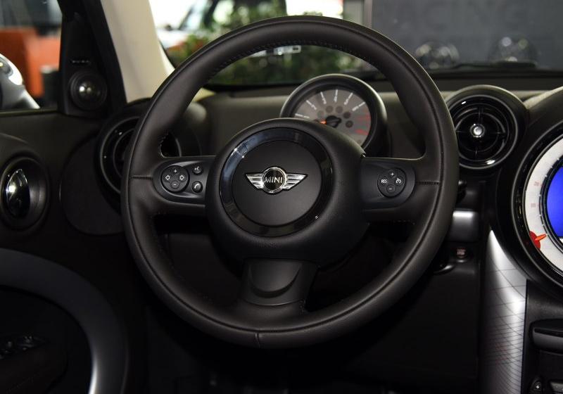 2016 1.6T COOPER ALL4 Park Lane