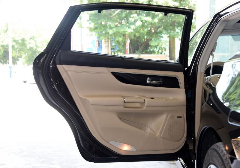 2016  2.5L XV-VIP콢