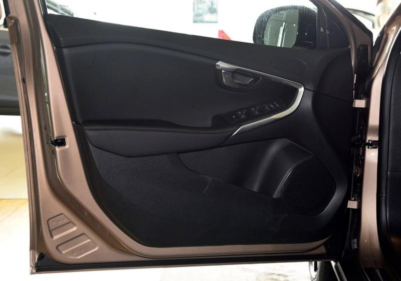 2017 Cross Country 1.5T T3 Ű