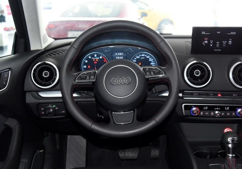 2016 Sportback 35 TFSI ر