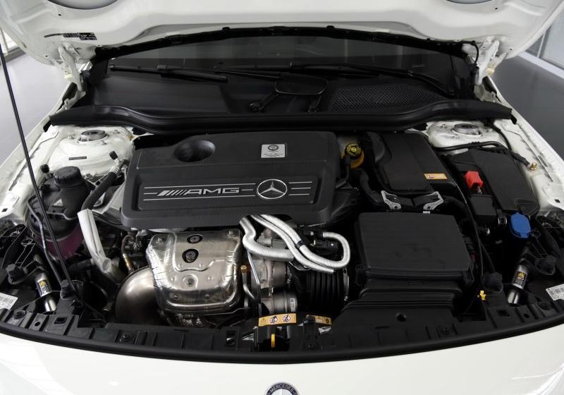 2016 AMG GLA 45 4MATIC