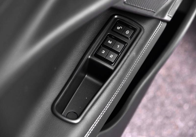 2017�� 2.0T 200PS R-Sport