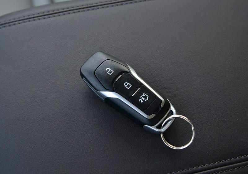 2016 EcoBoost 330 V6콢