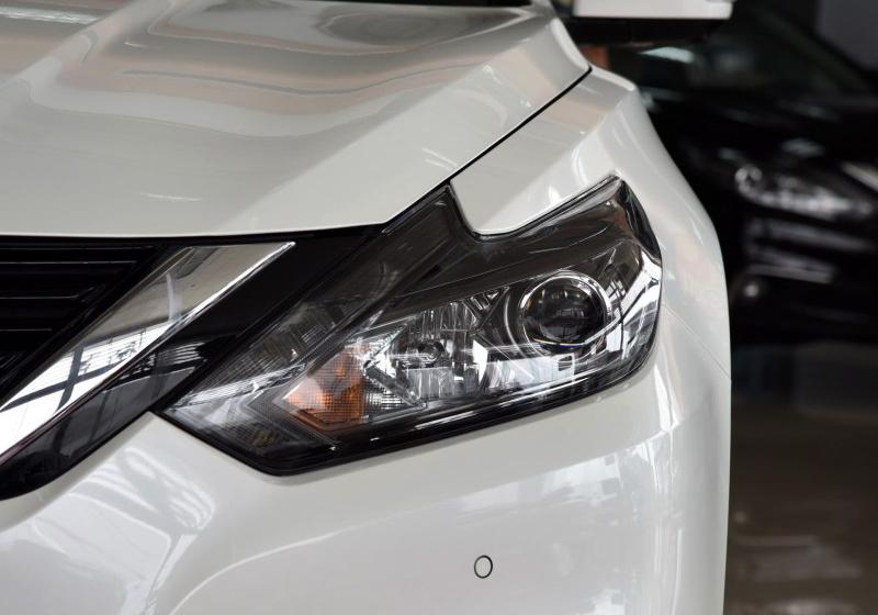 2016 2.5L XL-UpperNAVI Tech