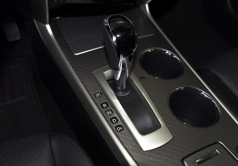 2016 2.5L XL-UpperNAVI Tech