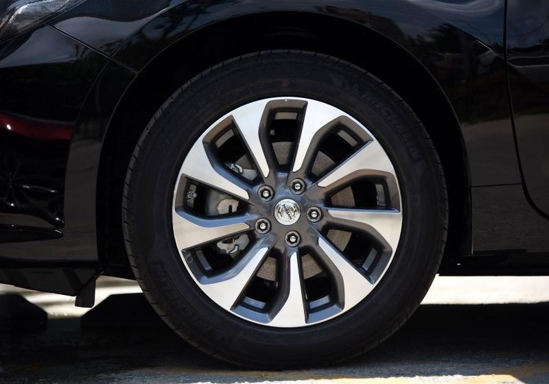 2016  2.5L XV-VIP콢