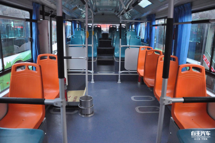 03150500b9990a2f3f8749.png blob.png