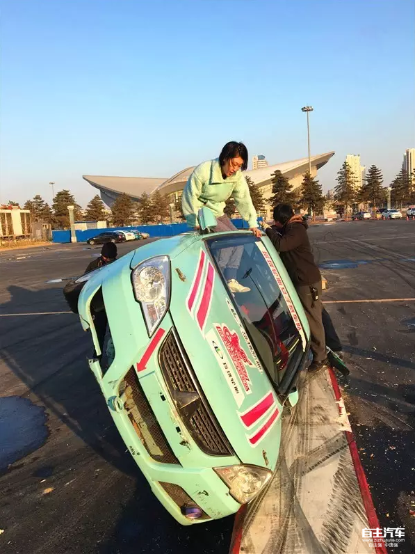 11140802220529bd321280.png blob.png