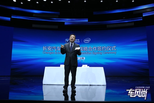 250939263eba1a58167032.jpg 2Q5B2873.JPG