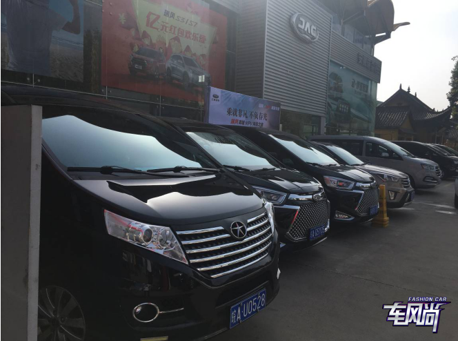 2414103841dcae25d52045.png blob.png