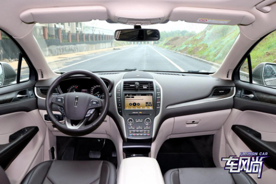 252027132a14d2839a9338.png blob.png